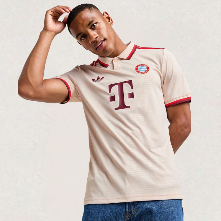 Maillot troisième adidas du FC Bayern München 2024/25 beige/bordeaux, env. 68–80 cm de longueur