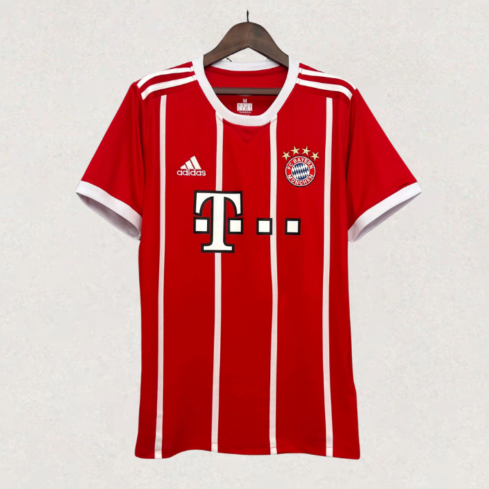 Maillot adidas Bayern domicile 2017/2018 rouge et blanc à rayures verticales, environ 68–82 × 48–64 cm