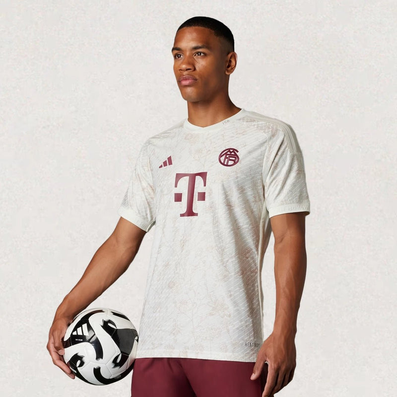 Maillot adidas FC Bayern München troisième tenue 2023/24, version supporter, environ 68–82 × 48–66 cm