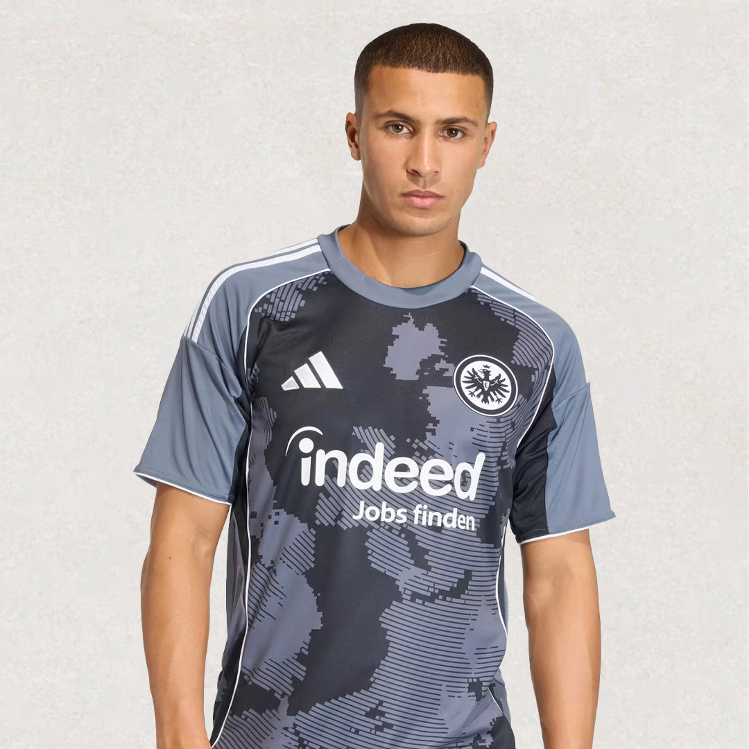 Maillot adidas de la troisième tenue Eintracht Frankfurt 2025/26 adulte, env. 65–85 × 45–65 cm.